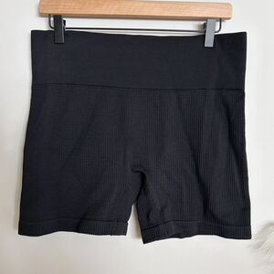 Colsie Biker Shorts Black